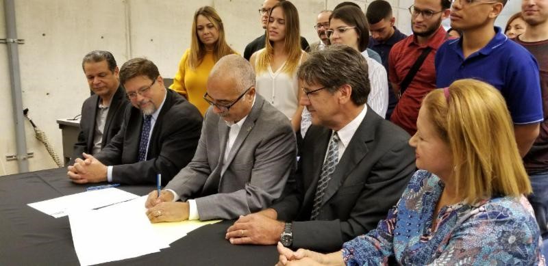 foto_upr_bayamon.jpg